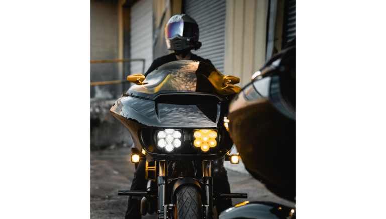 Crown Taillight with Lightstrike Technology